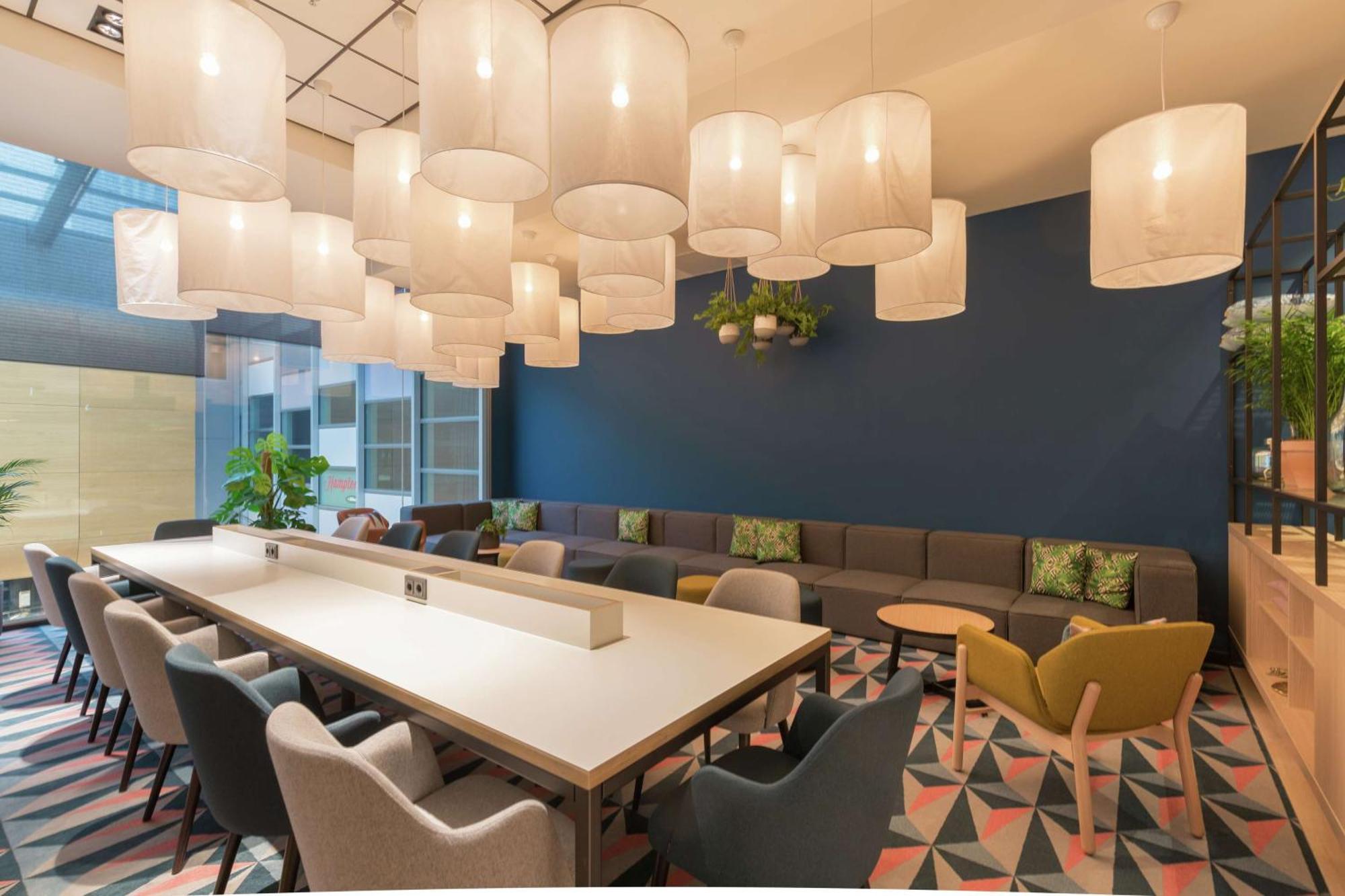 Hampton By Hilton Utrecht Centraal Station Kültér fotó