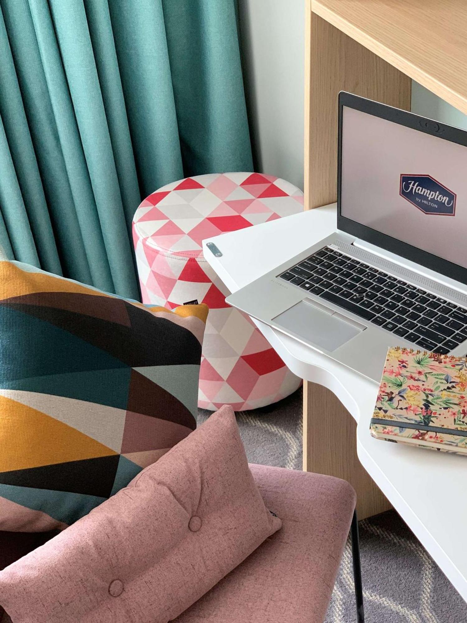 Hampton By Hilton Utrecht Centraal Station Kültér fotó